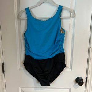 16w MiracleSuit Swim .. like New